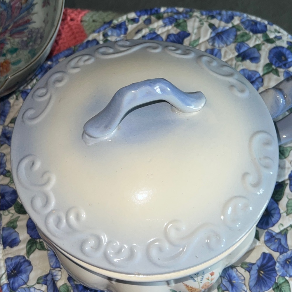 Ironstone England Chamber Pot 1890 Antique - Picture 4 of 13